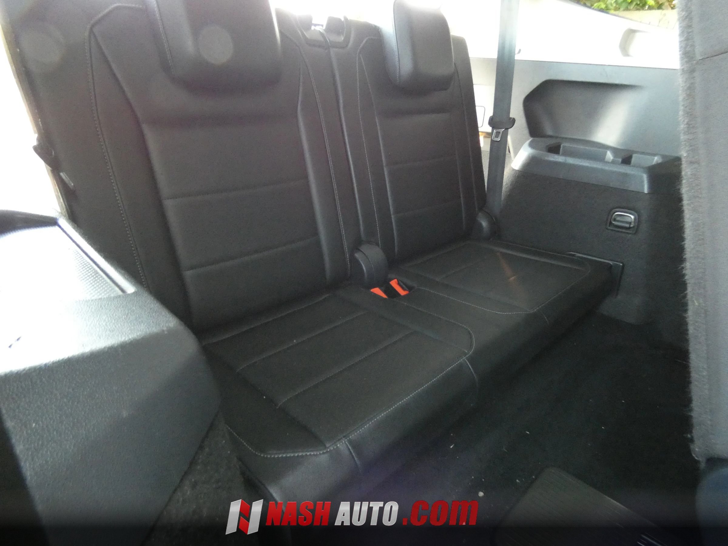 Used 2018 Volkswagen Tiguan SE w/ Panoramic Sunroof Package AWD/4WD image 38