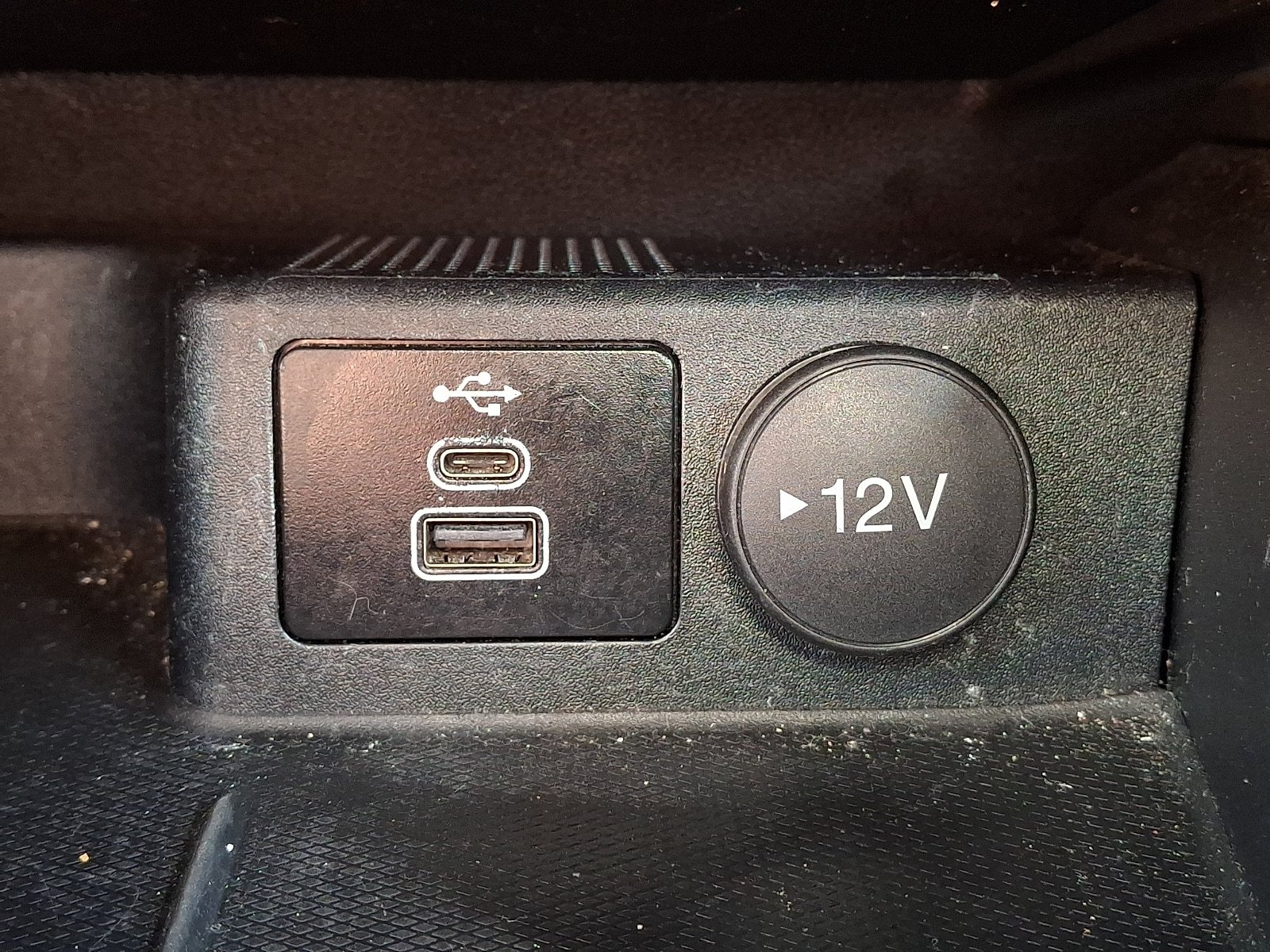 Used 2024 Ford Escape ST-Line AWD/4WD image 23