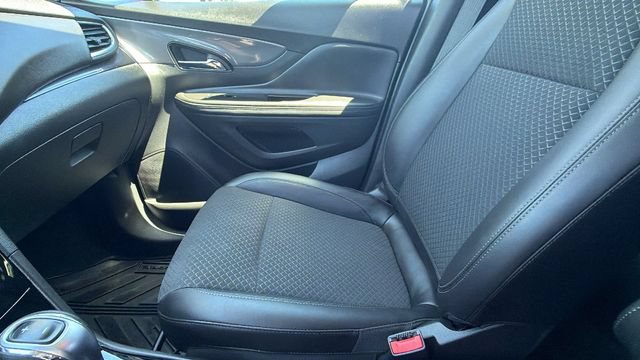 Used 2022 Buick Encore Preferred w/ Safety Package AWD/4WD image 23