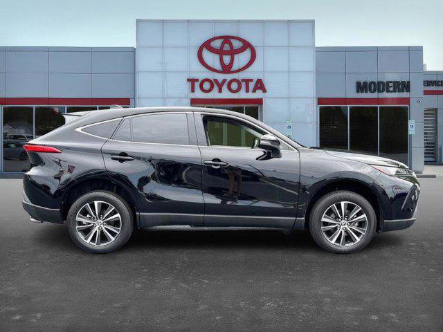 Used 2022 Toyota Venza LE image 36