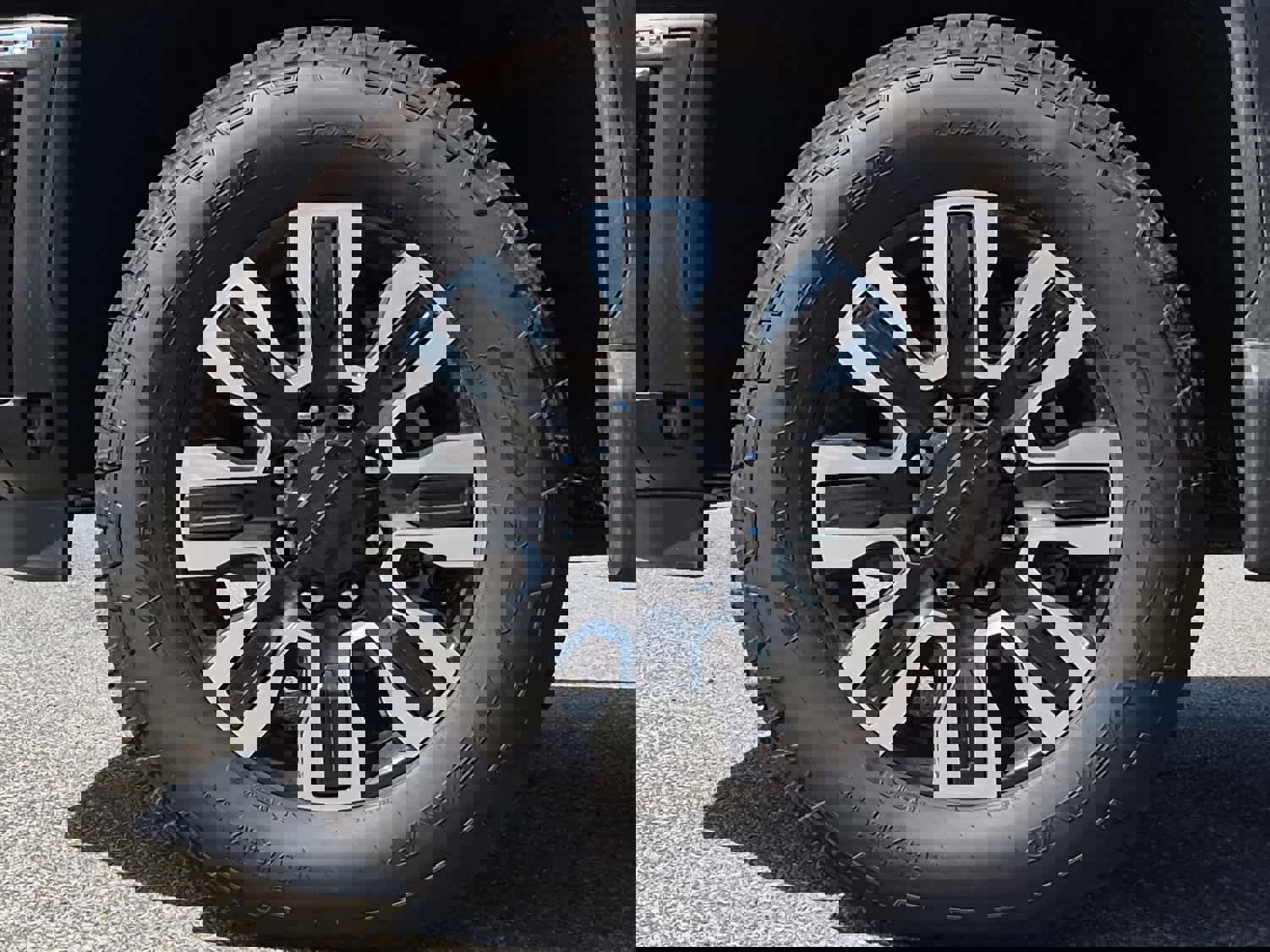 New 2026 GMC Sierra 2500 Denali Ultimate image 6