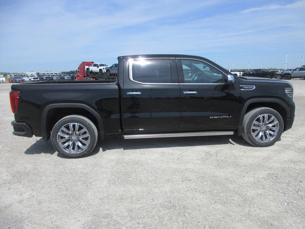 New 2026 GMC Sierra 1500 Denali AWD/4WD image 3