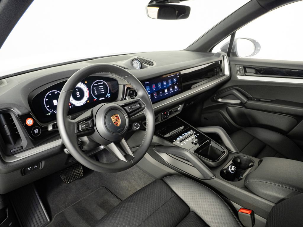 Certified 2026 Porsche Cayenne AWD/4WD image 4