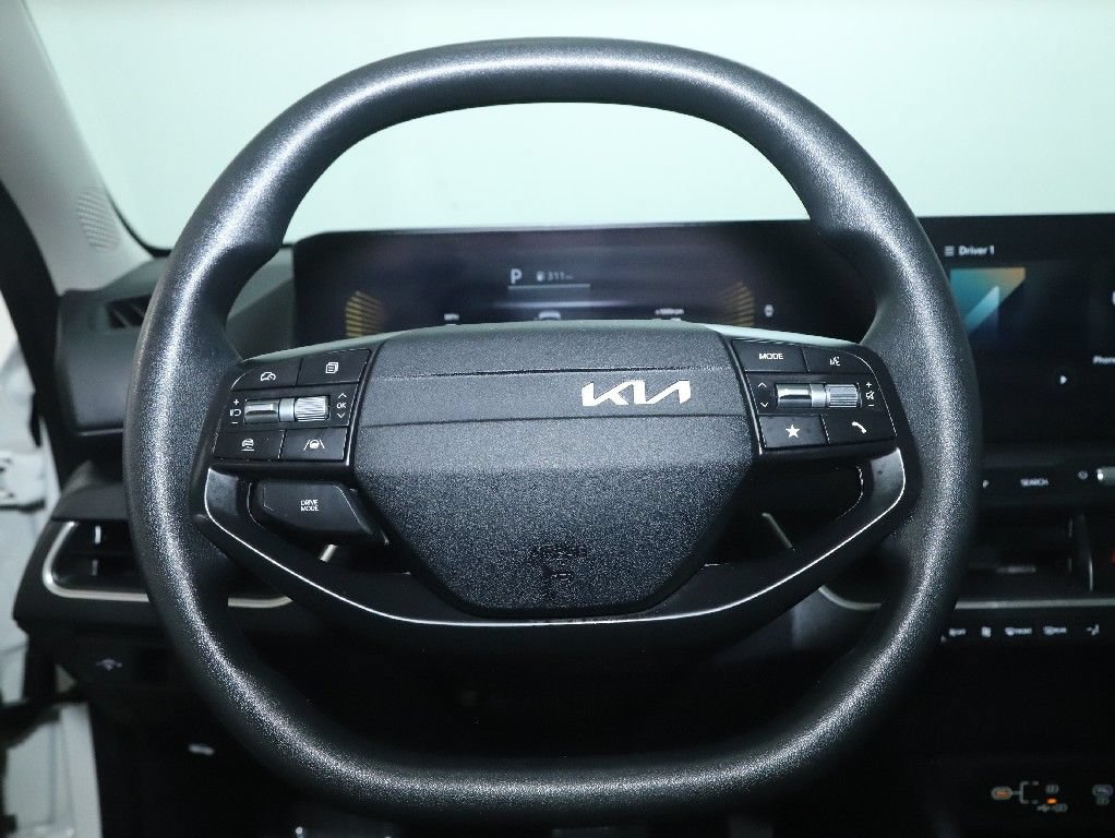 Used 2025 Kia K4 FWD image 20