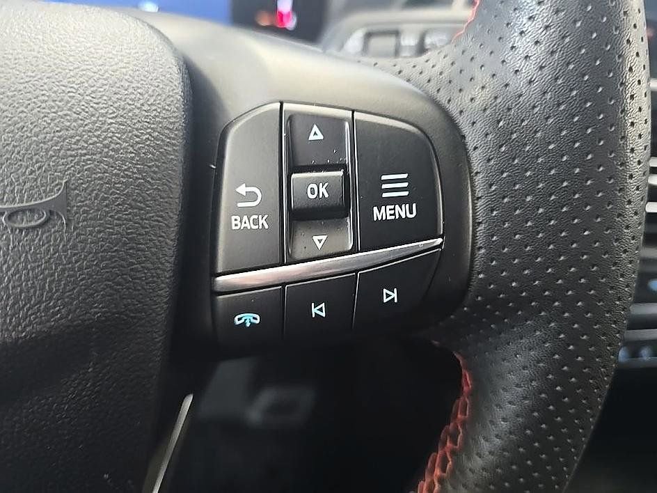 Used 2023 Ford Escape ST-Line w/ Tech Pack #1 AWD/4WD image 18
