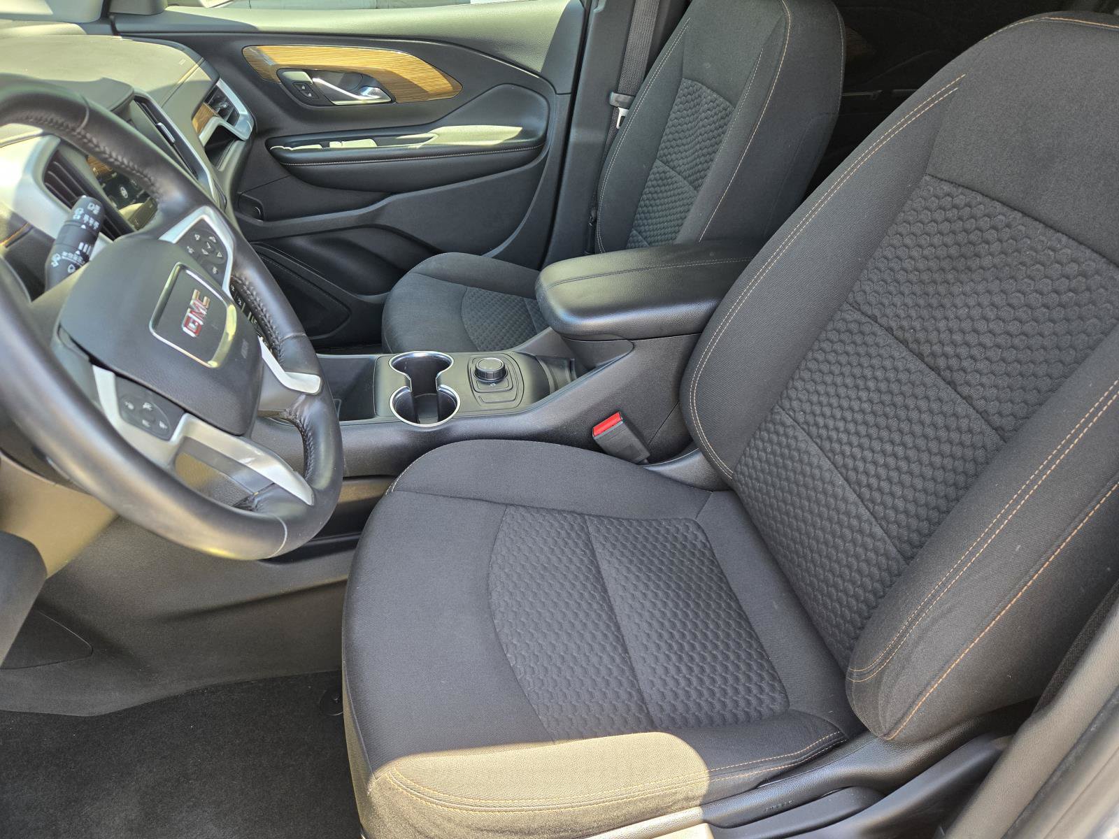 Used 2018 GMC Terrain SLE FWD image 19
