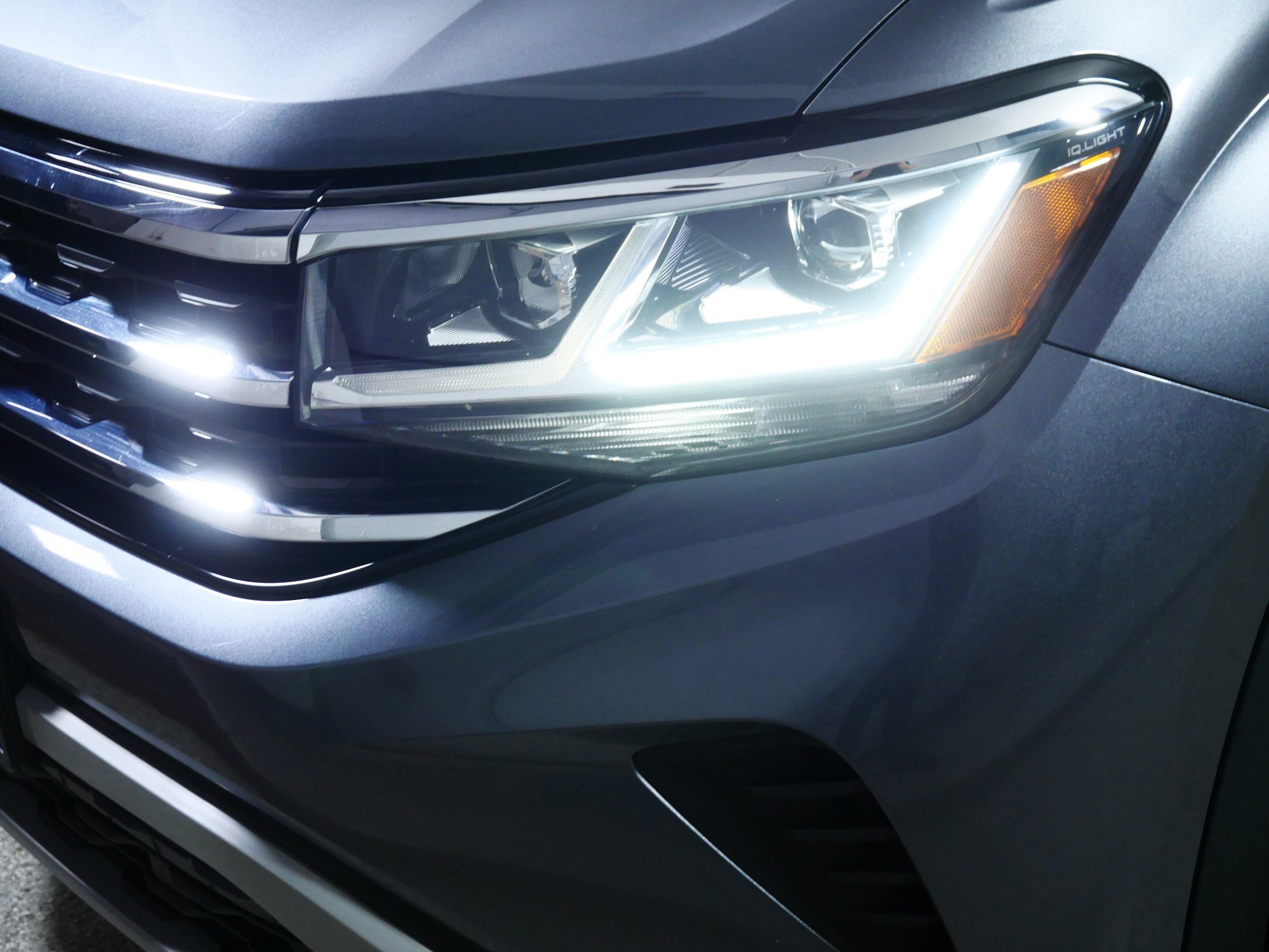 Certified 2020 Volkswagen Atlas Cross Sport SE image 16