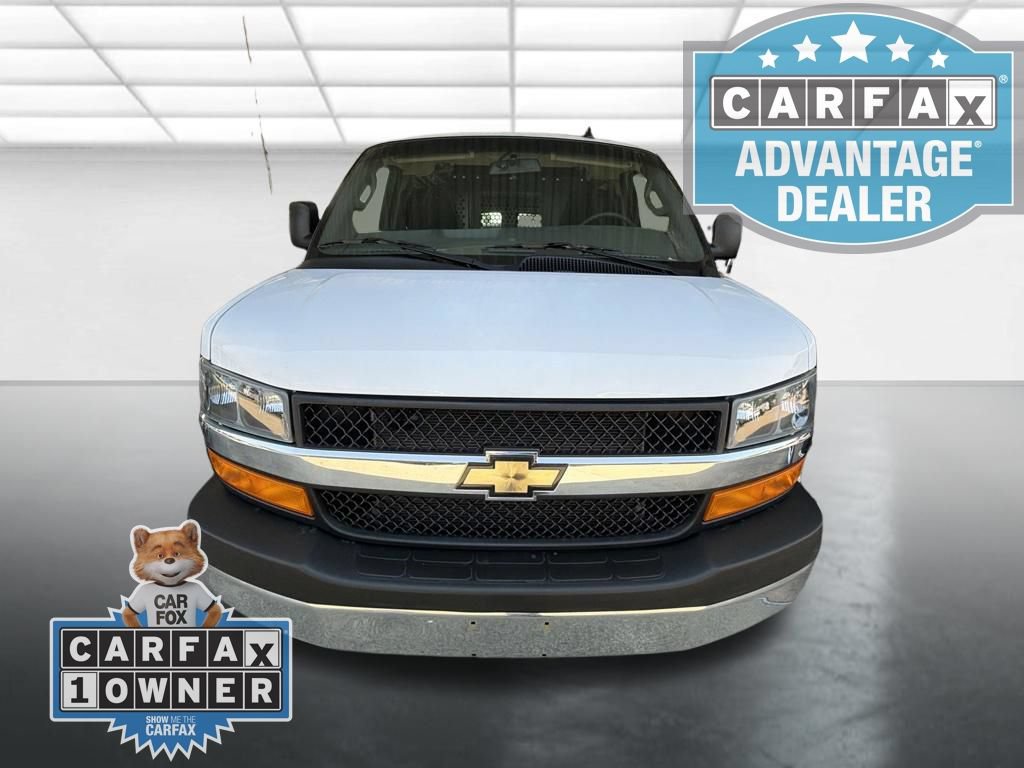 Used 2024 Chevrolet Express 2500 w/ Driver Convenience Package RWD image 7