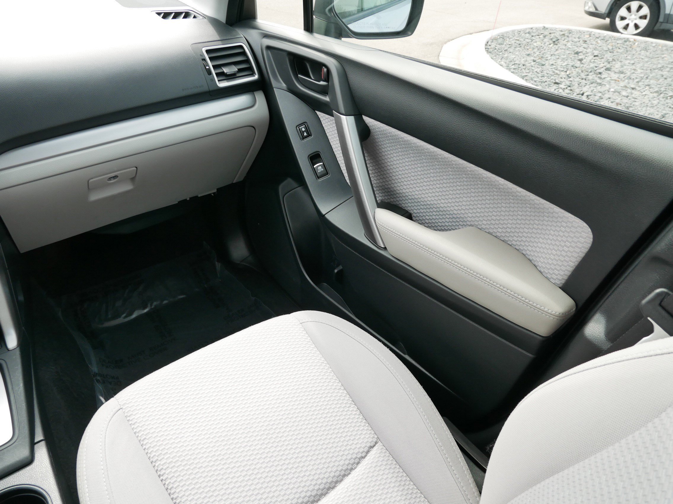 Used 2018 Subaru Forester 2.5i w/ Alloy Wheel Package image 11