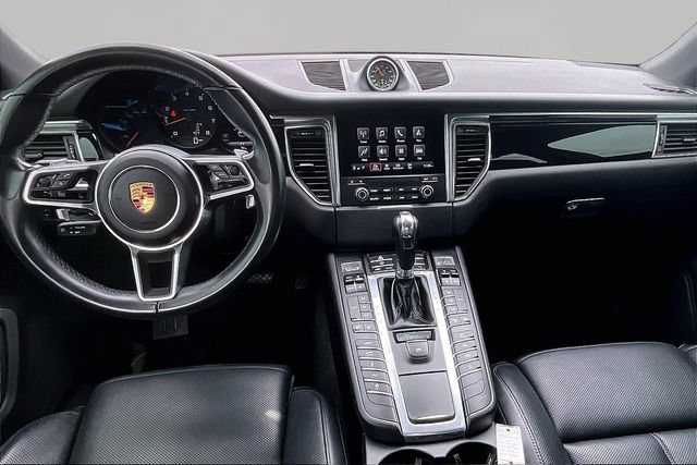 Used 2018 Porsche Macan AWD/4WD image 15