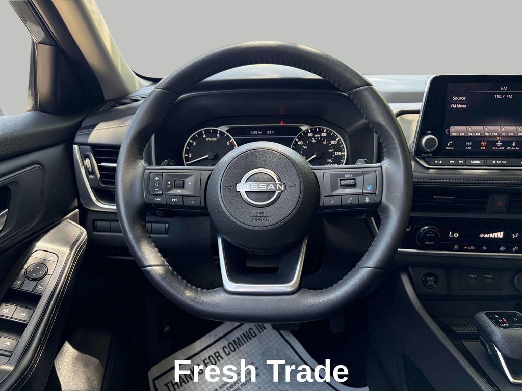 Used 2024 Nissan Rogue SV w/ SV Premium Package AWD/4WD image 12