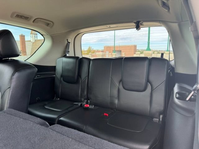 Used 2023 Nissan Armada SL AWD/4WD image 21