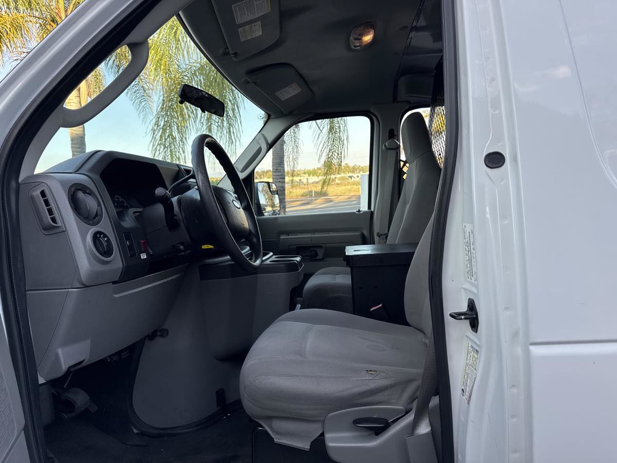 Used 2013 Ford E-150 and Econoline 150 w/ PWR Group RWD image 13