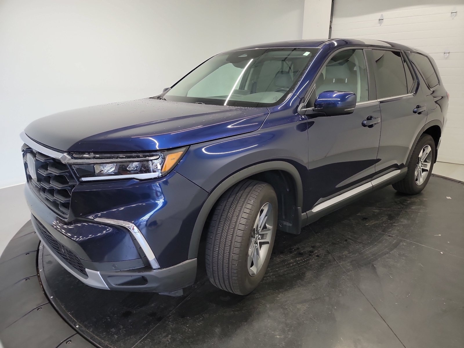 Used 2025 Honda Pilot EX-L video 3