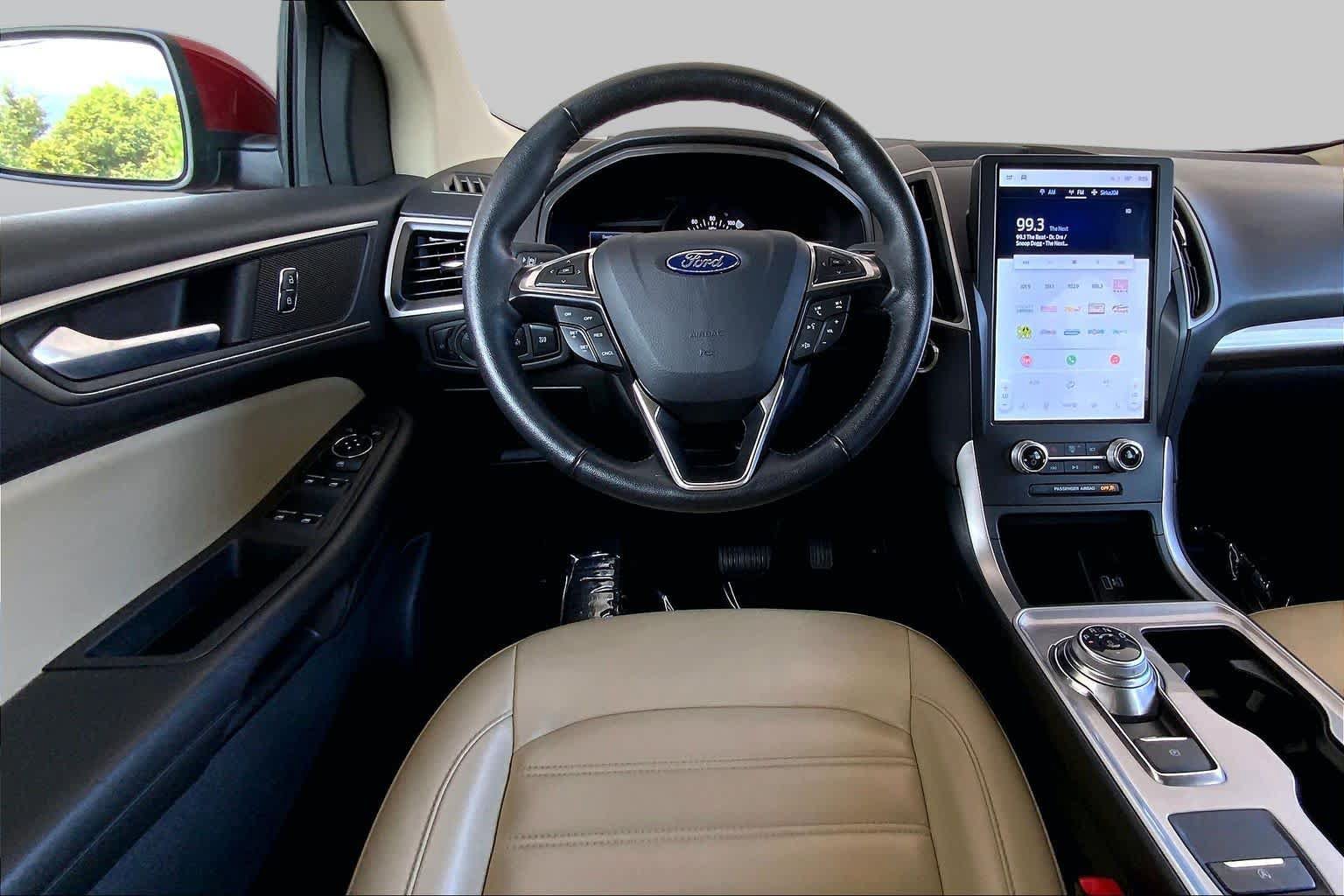 Used 2024 Ford Edge SEL AWD/4WD image 6