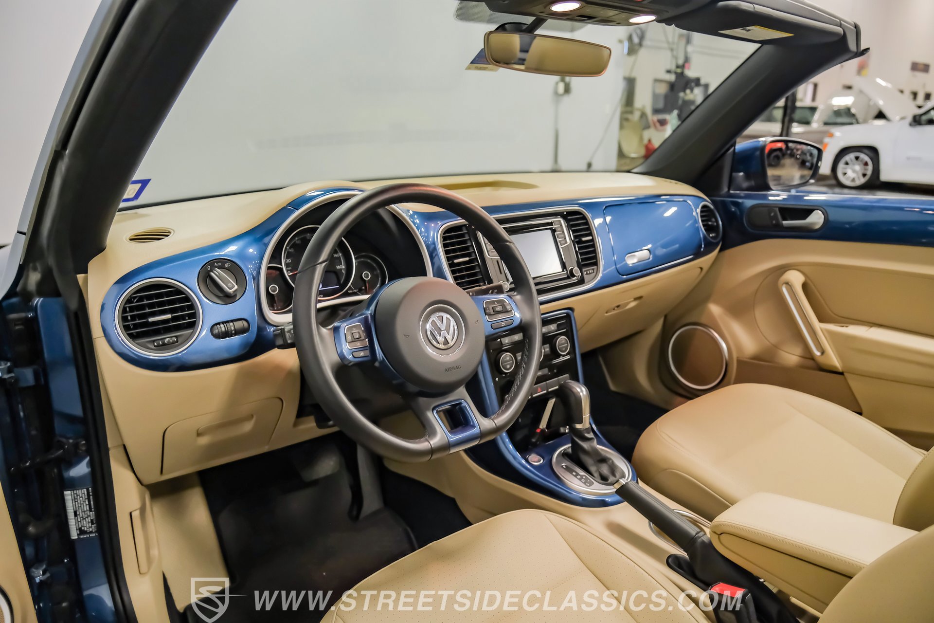 Used 2019 Volkswagen Beetle 2.0T Final Edition SEL image 4