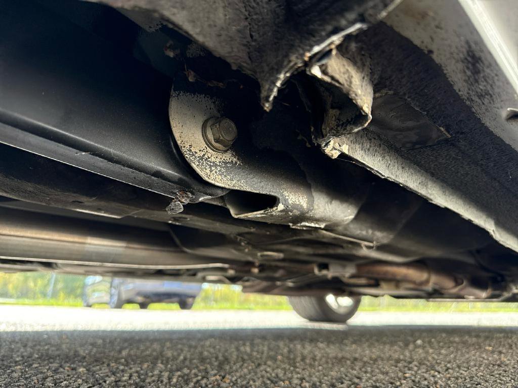 Used 2000 Chevrolet Camaro Z28 w/ SS Performance/Appearance Pkg image 37