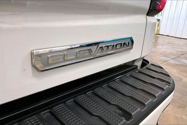 Used 2022 GMC Sierra 1500 Elevation w/ LPO, Elevation Black Package image 26