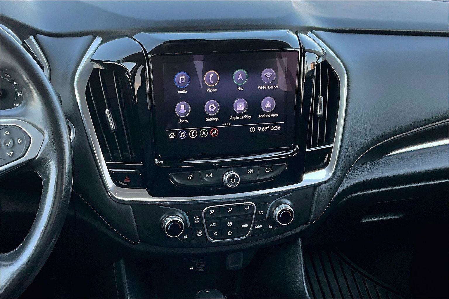 Used 2020 Chevrolet Traverse RS AWD/4WD image 7
