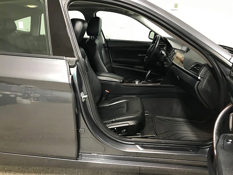 Used 2015 BMW 328i Gran Turismo xDrive w/ Premium Package image 19
