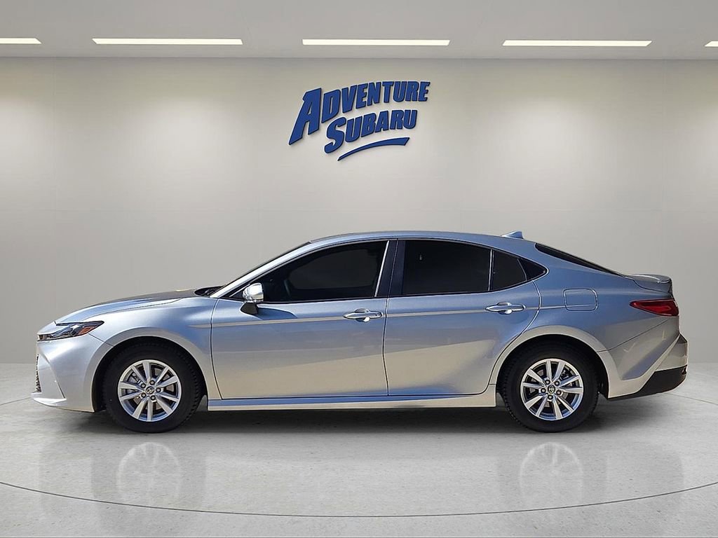 Used 2026 Toyota Camry LE image 4