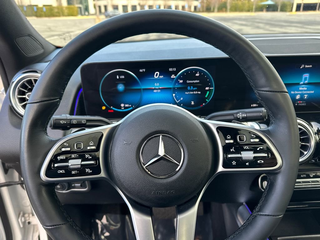 Used 2023 Mercedes-Benz GLB 250 4MATIC image 30