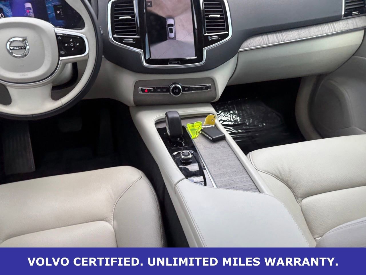 Certified 2023 Volvo XC90 T8 Plus AWD/4WD image 14