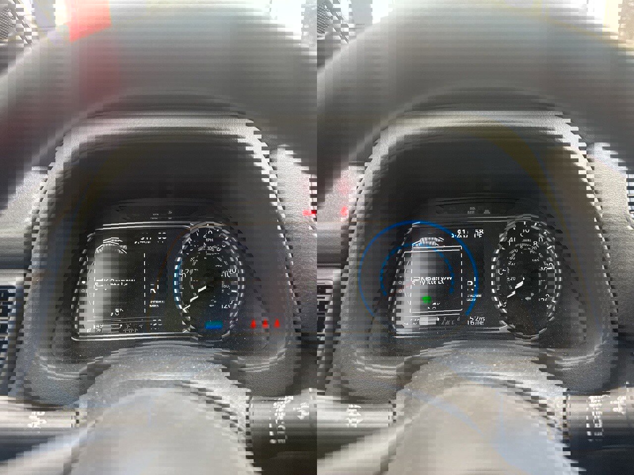 Used 2023 Nissan Leaf S image 9