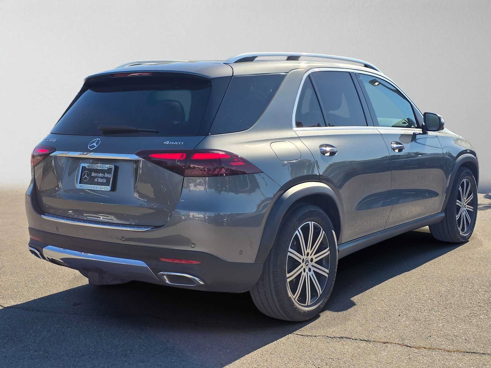 Used 2024 Mercedes-Benz GLE 450 4MATIC image 3