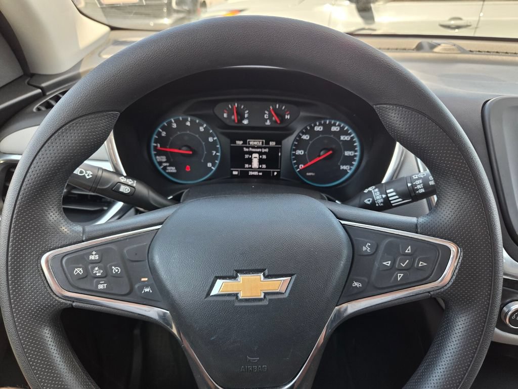 Used 2021 Chevrolet Equinox LS w/ LS Convenience Package FWD image 29