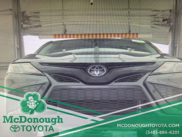 Used 2024 Toyota Camry SE image 33