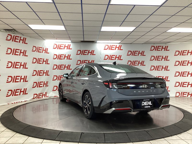 Used 2024 Hyundai Sonata SEL AWD/4WD image 5