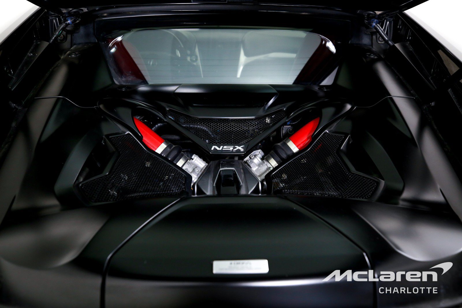 Used 2018 Acura NSX AWD/4WD image 23