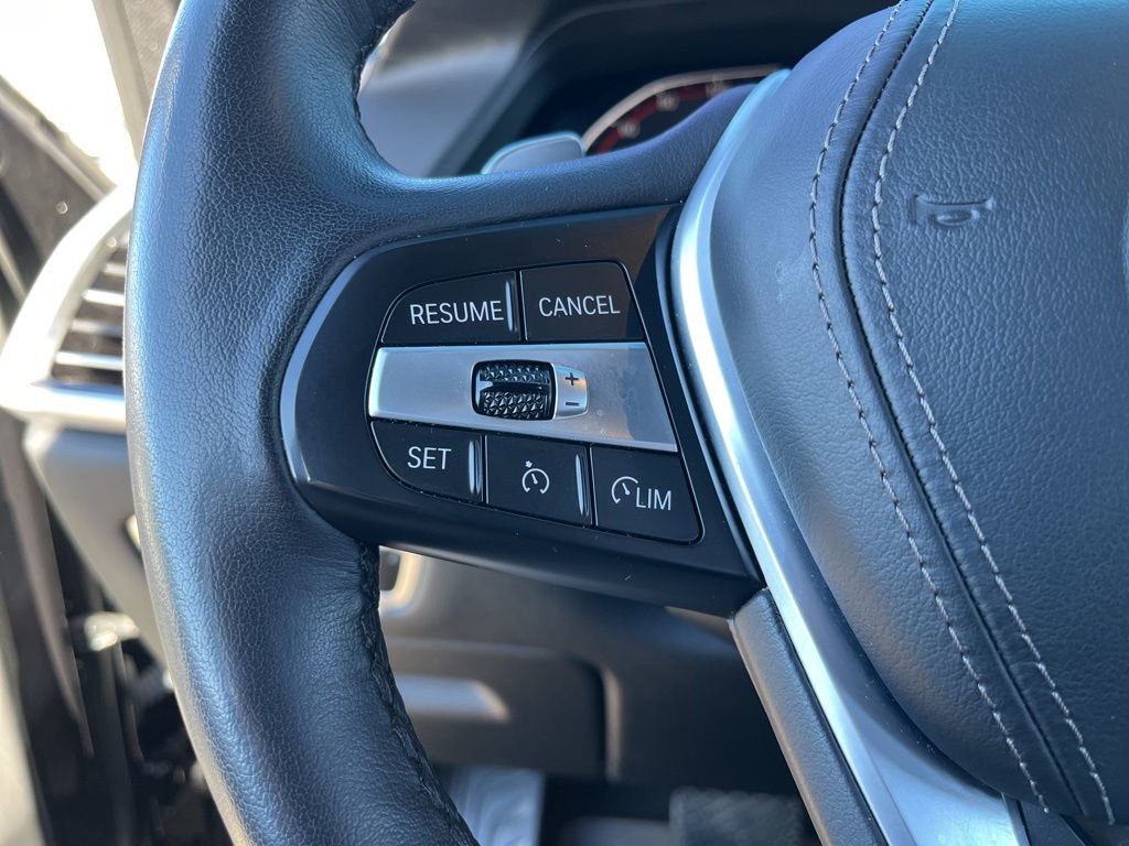 Used 2022 BMW X5 sDrive40i w/ Luxury Seating Package image 23