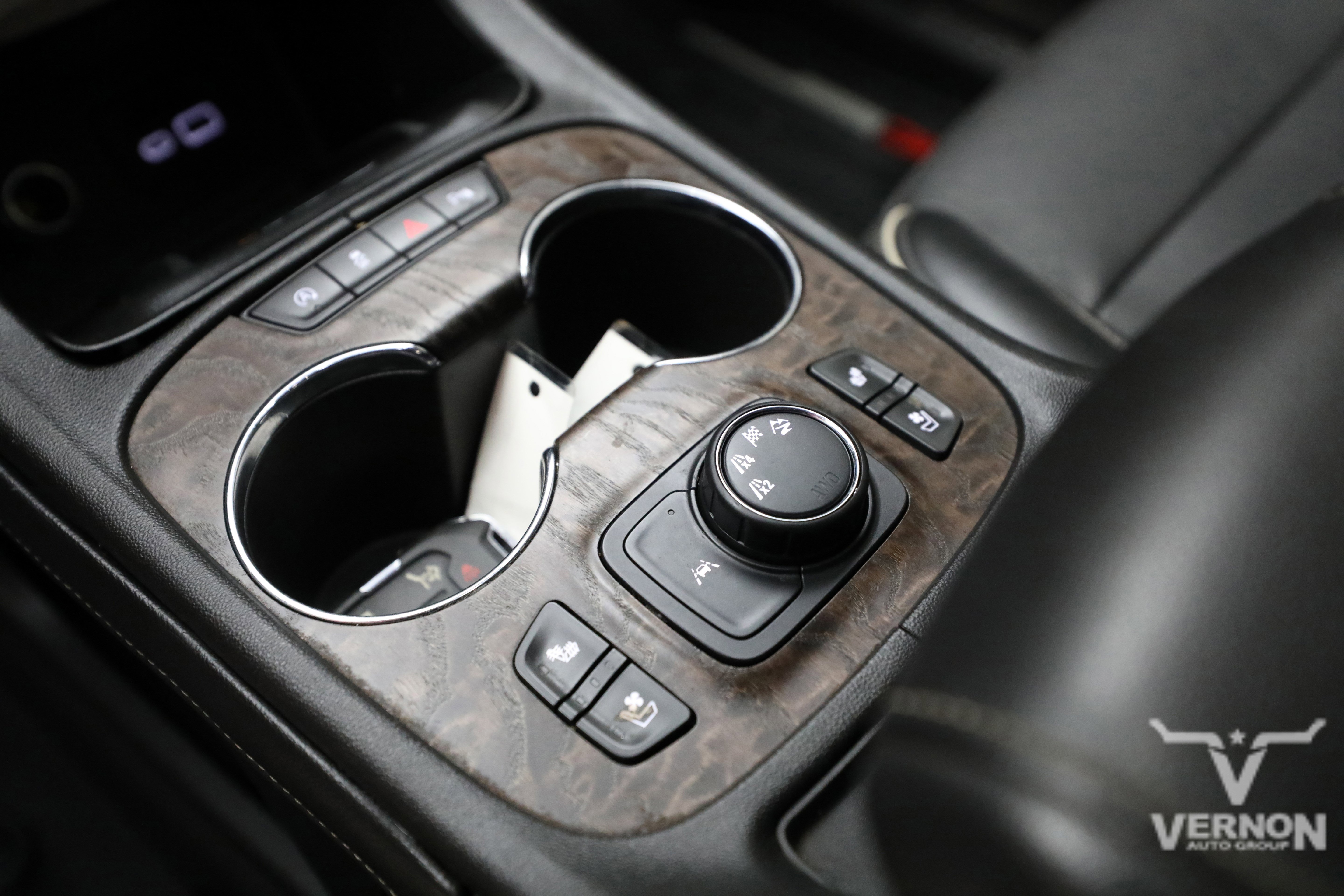 Used 2022 GMC Acadia Denali w/ Denali Ultimate Package image 17