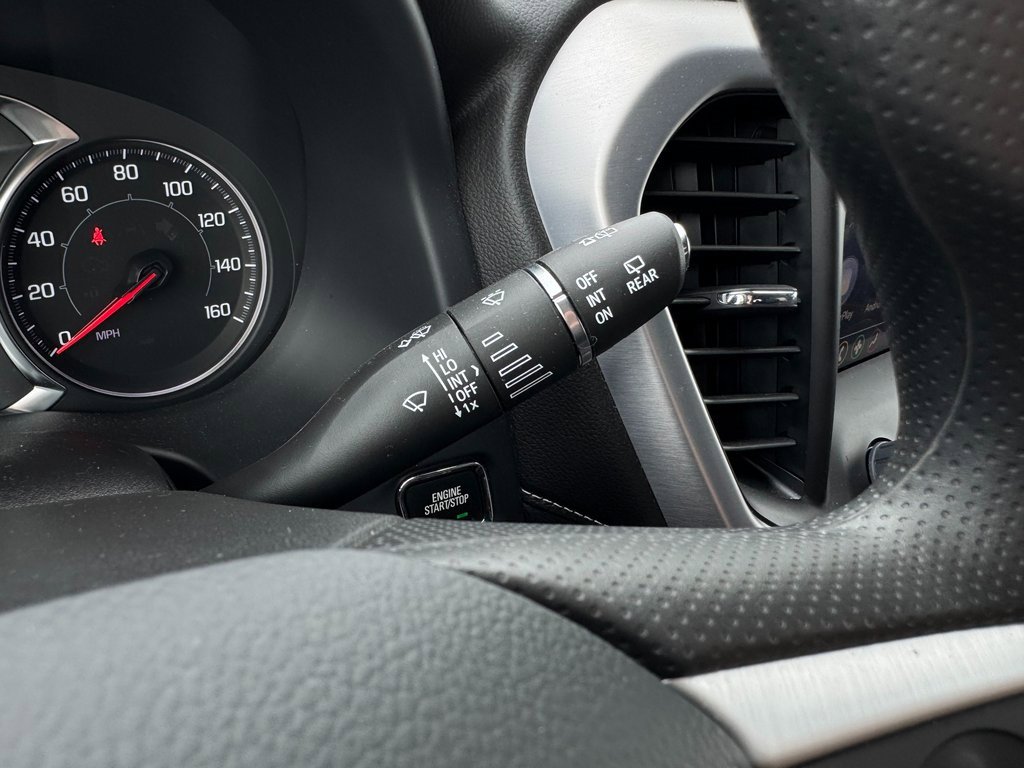 Used 2023 GMC Acadia SLE w/ Driver Convenience Package image 19