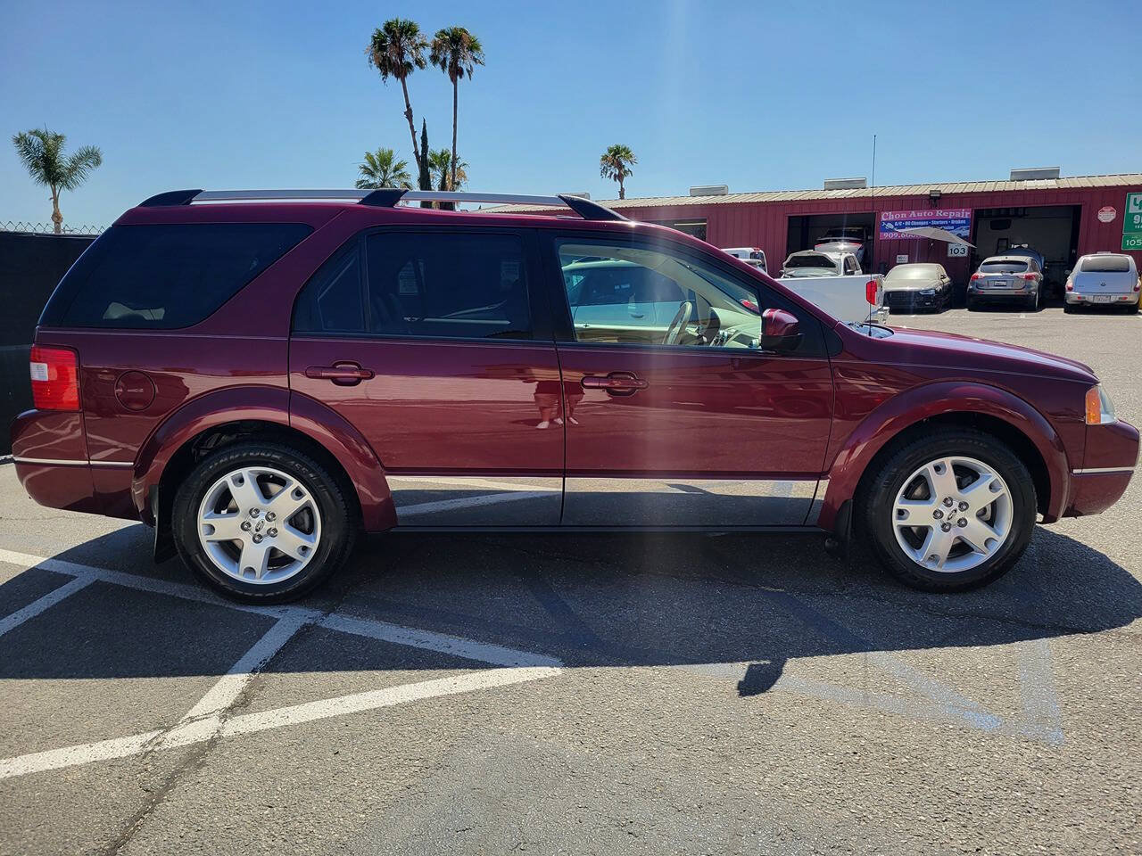Used 2006 Ford Freestyle Limited AWD/4WD image 6