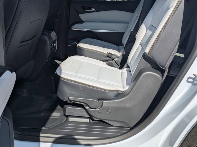 New 2026 Chevrolet Traverse High Country image 29