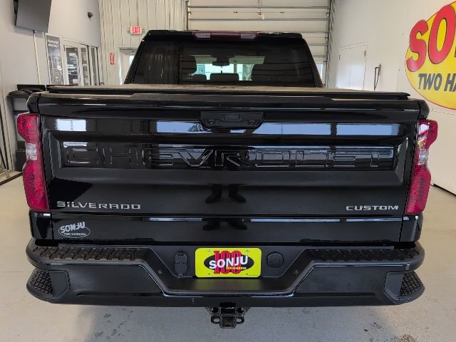 Certified 2023 Chevrolet Silverado 1500 Custom AWD/4WD image 3
