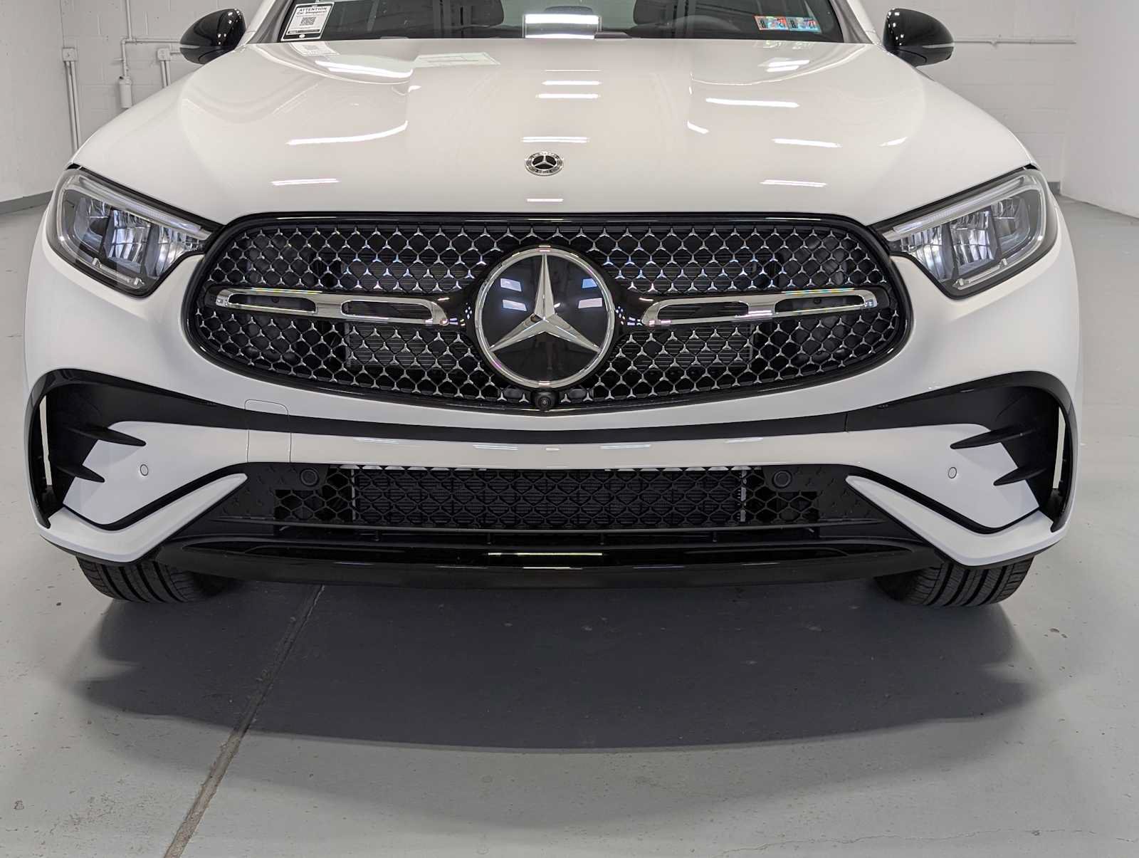 New 2026 Mercedes-Benz GLC 300 4MATIC image 2