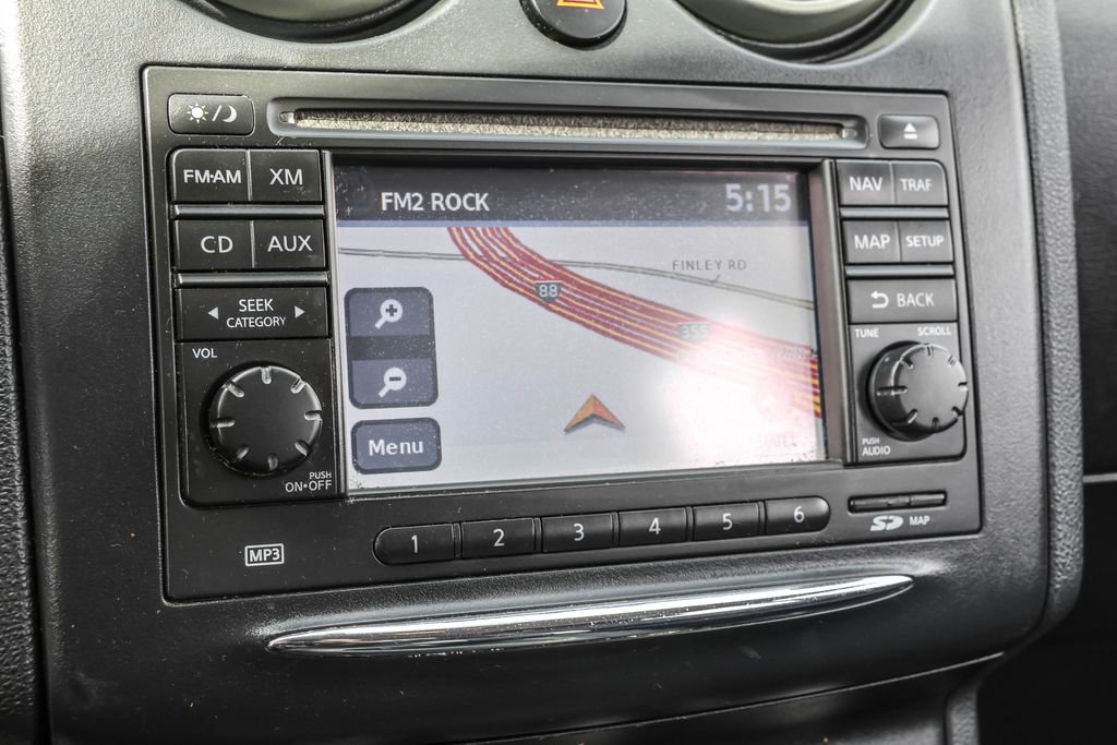 Used 2012 Nissan Rogue SV w/ Premium Pkg image 7