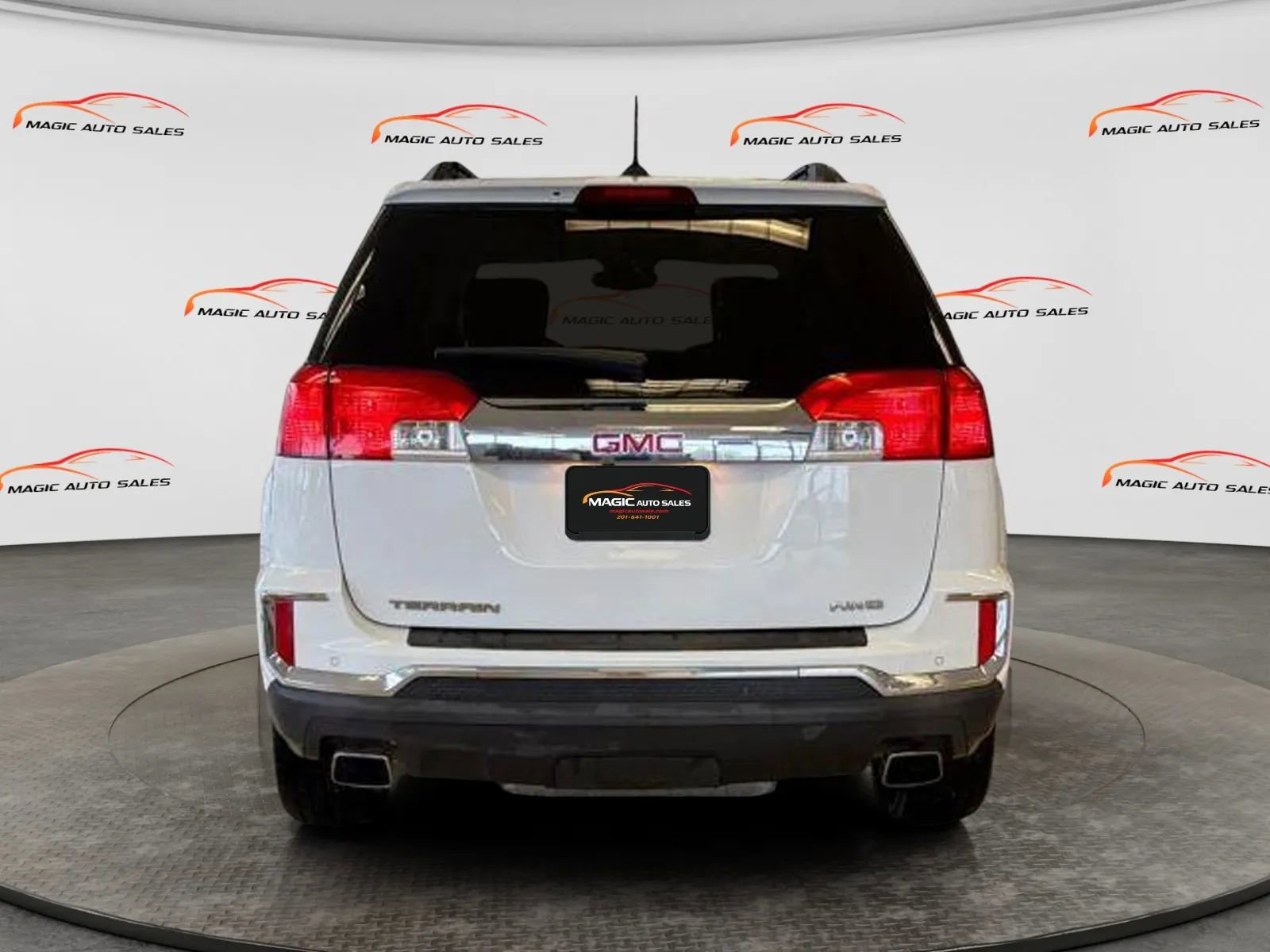 Used 2017 GMC Terrain SLT w/ Driver Alert Package I image 5