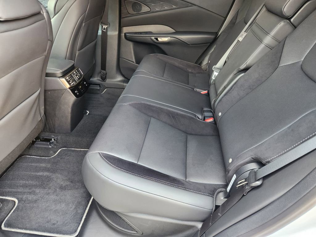 Used 2024 Lexus RX 500h F Sport w/ Cold Area Package image 30