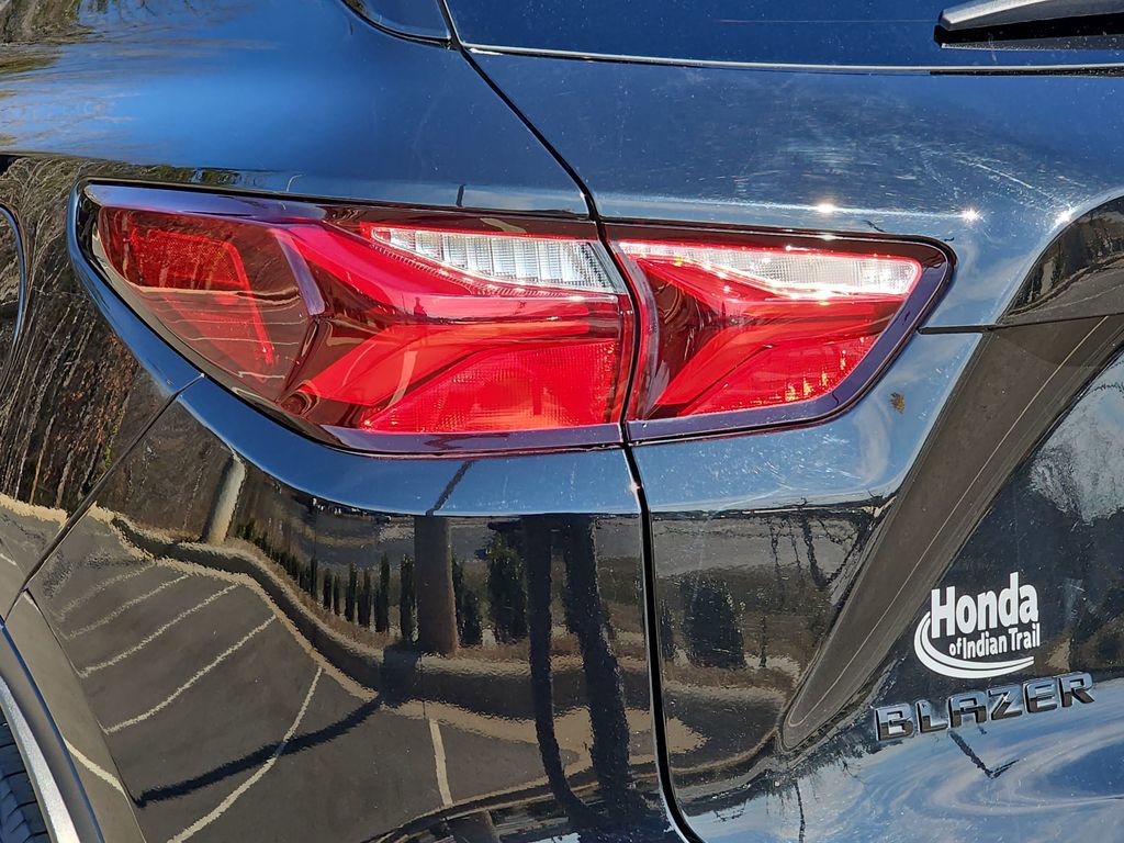 Used 2020 Chevrolet Blazer LT image 30