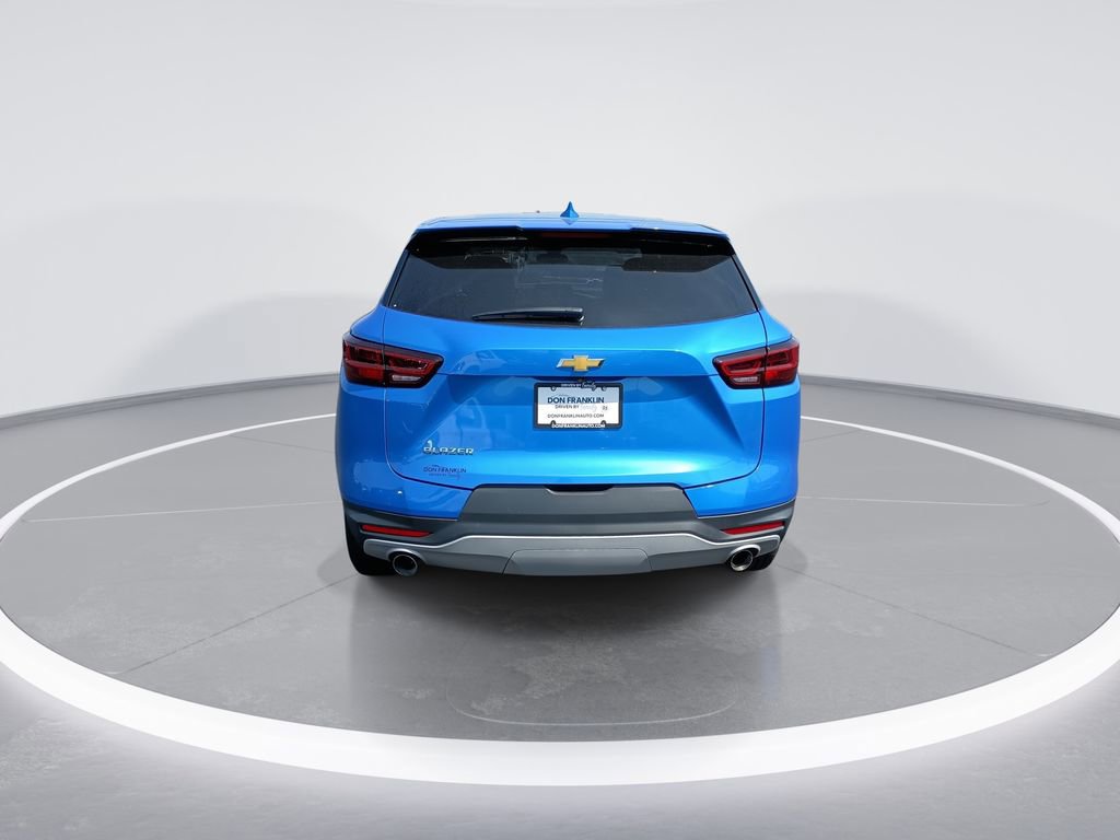 Used 2024 Chevrolet Blazer LT image 7