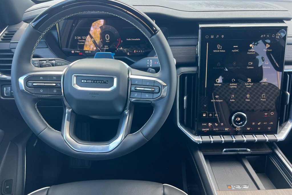 New 2026 GMC Acadia Denali w/ Super Cruise Package image 11