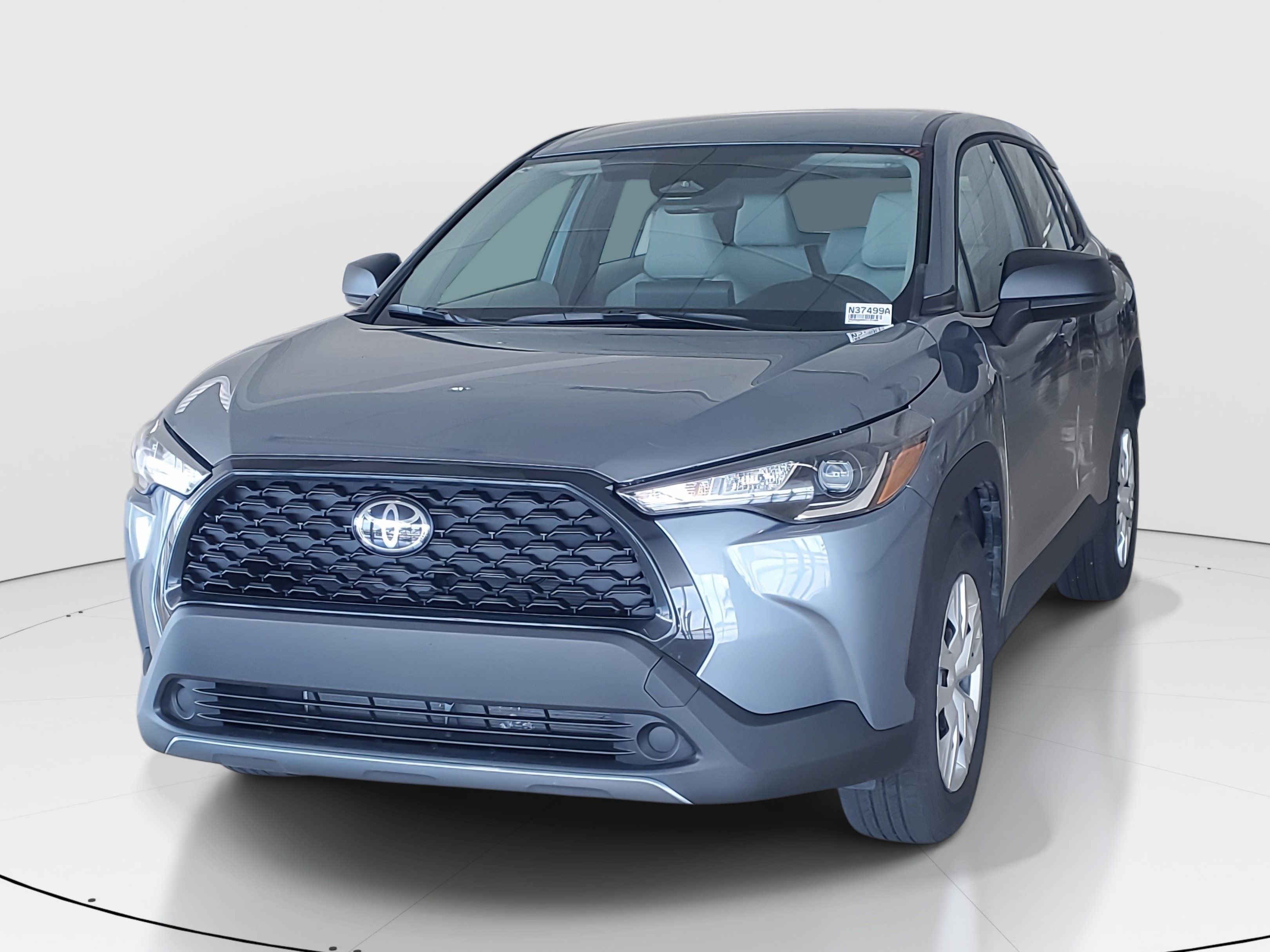 Used 2025 Toyota Corolla Cross L image 4