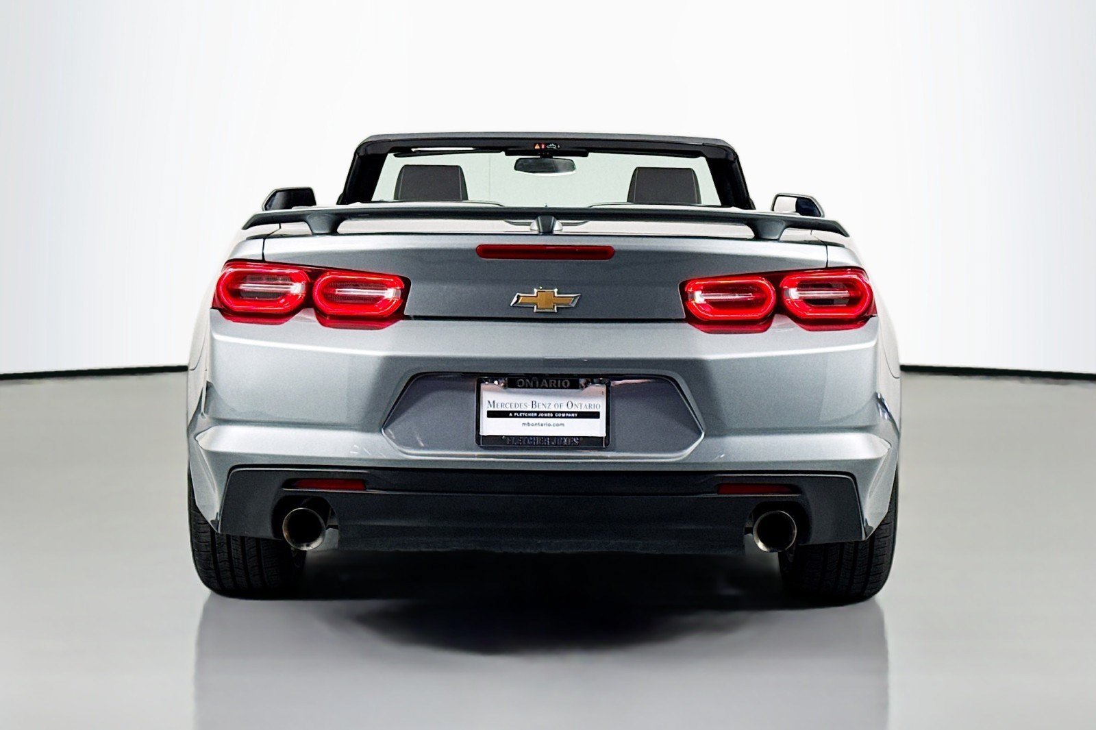 Used 2023 Chevrolet Camaro LT RWD image 4