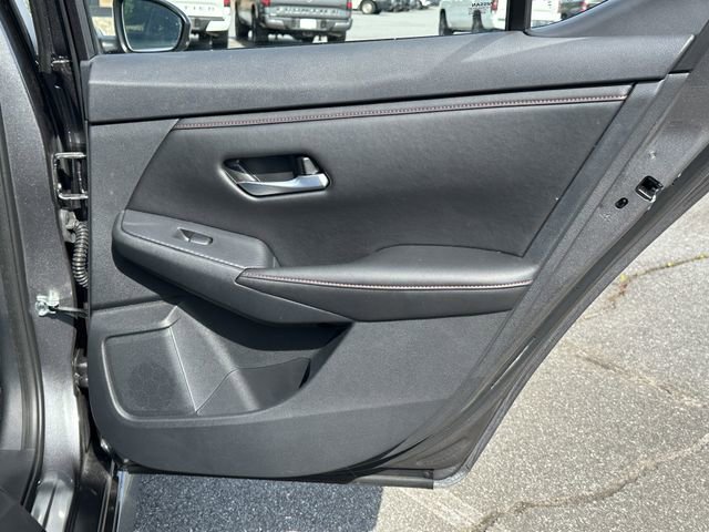 Certified 2025 Nissan Sentra SR w/ SR Premium Package FWD image 18