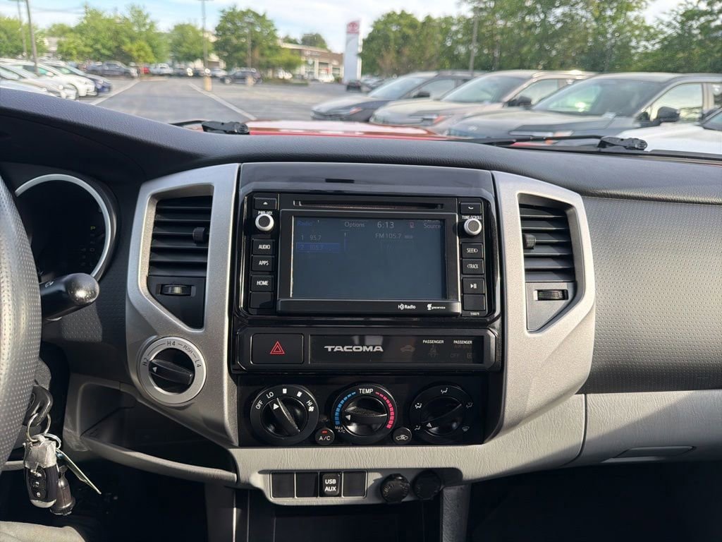 Used 2015 Toyota Tacoma 4x4 Double Cab w/ TRD Sport Package image 26